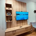 Blue Luxury Apartment *