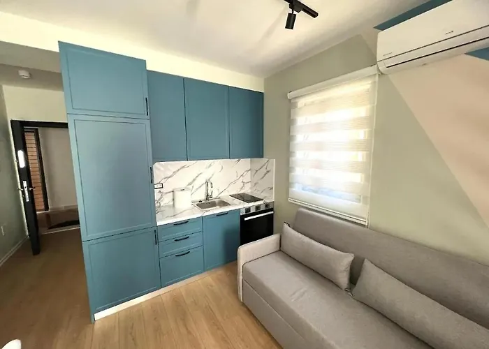 Blue Luxury Голем